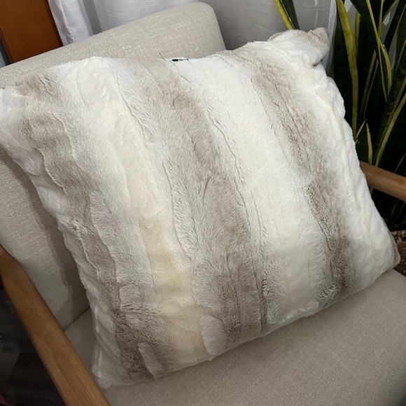 DKNY Decorative Down Wide Stripe Pillow Neutral-Brown-Cream - Picture 7 of 11